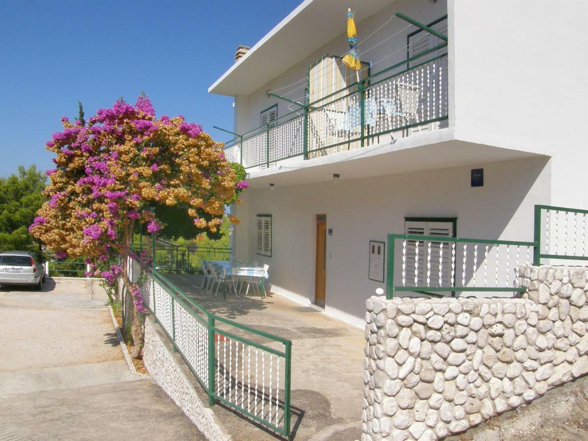 Apartment Dijo I Primošten Esterno foto